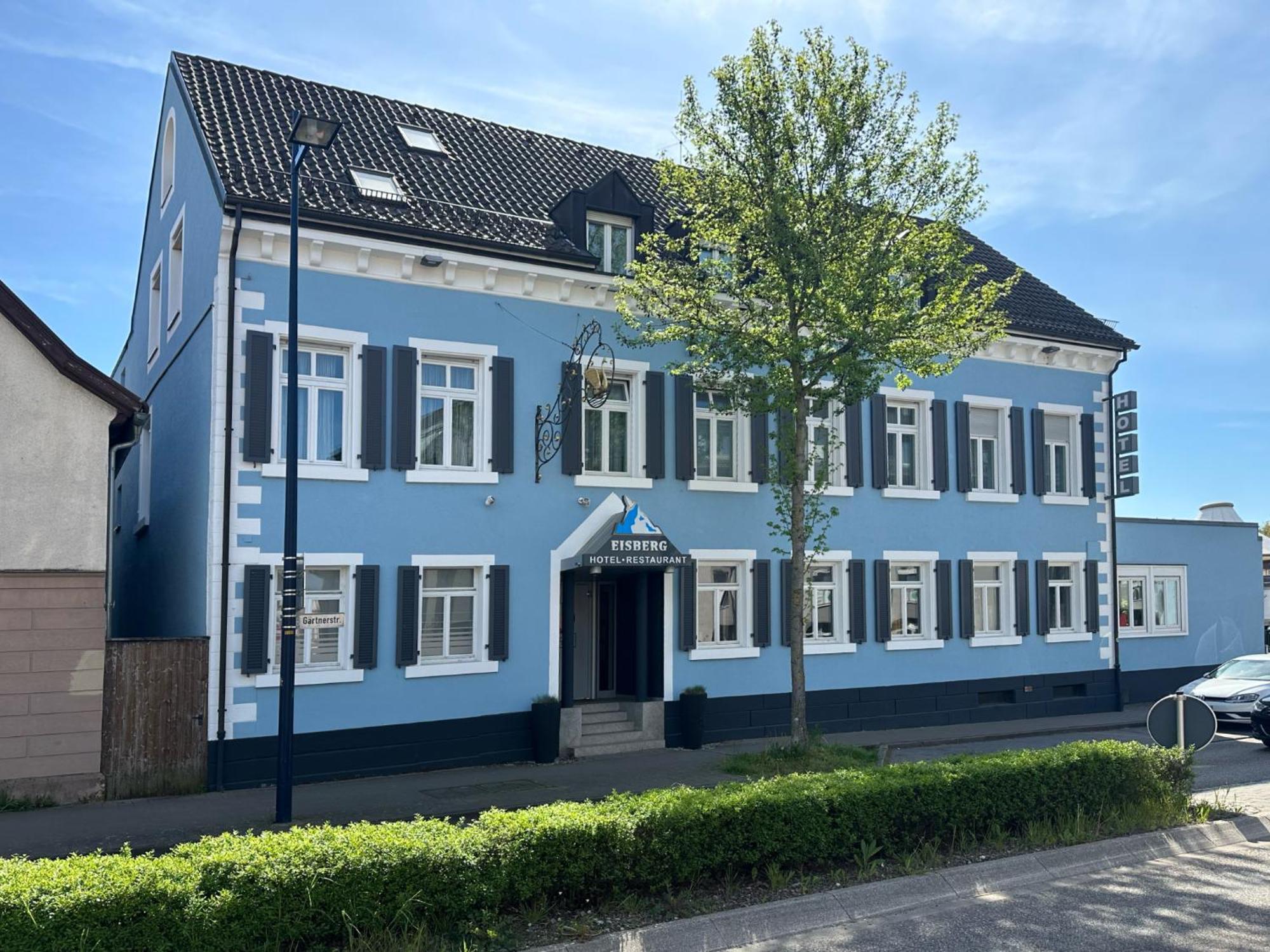 Eisberg Hotel Schwanen 라어 외부 사진